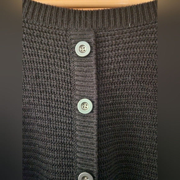 Venus Small, black sweater with buttons on the back - Picture 5 of 5